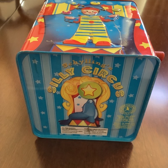 Jack in the box Schylling’s silly circus - Picture 5 of 5